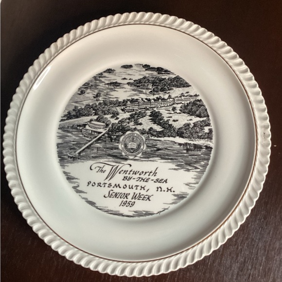 Northeastern University class of 1959 souvenir plate - Picture 4 of 4